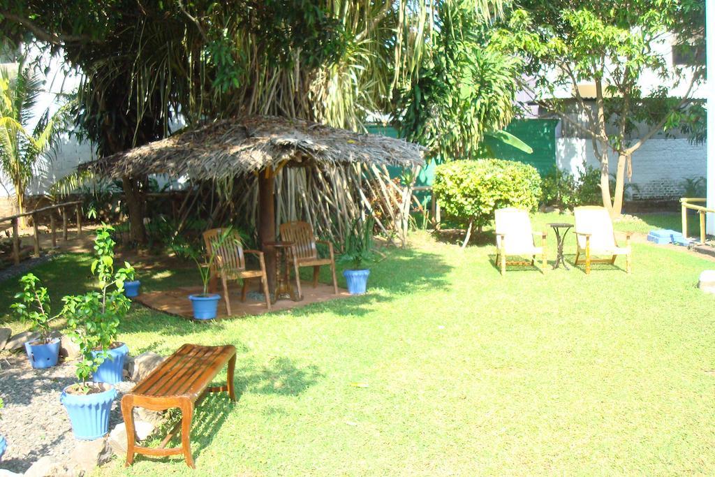Blue Seas Guest House 마운트 라비니아 외부 사진