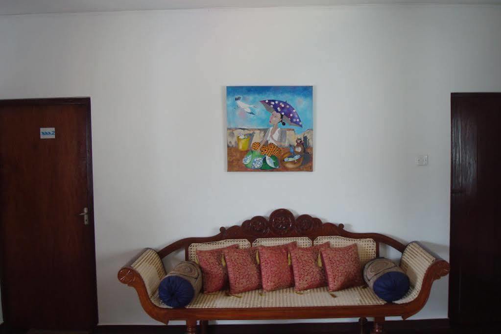 Blue Seas Guest House 마운트 라비니아 외부 사진